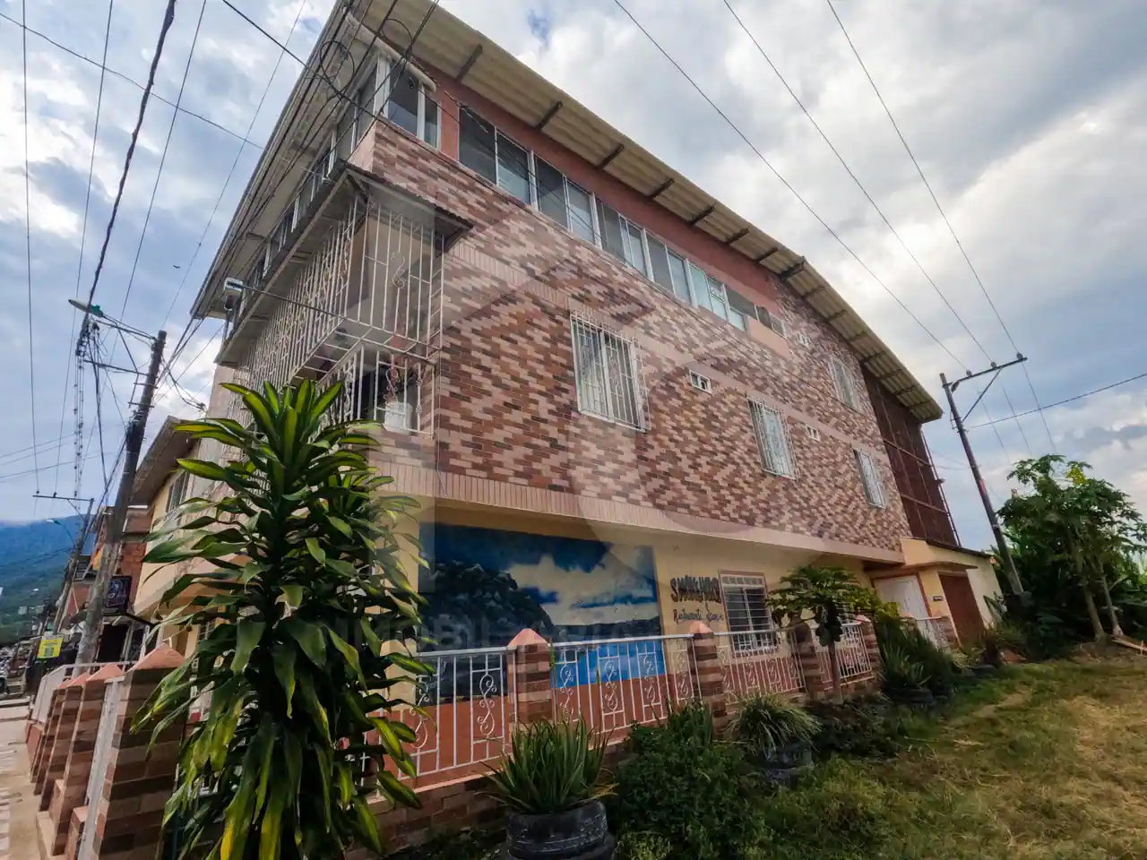 Casa de 2 viviendas en el Canadá Calima Darién